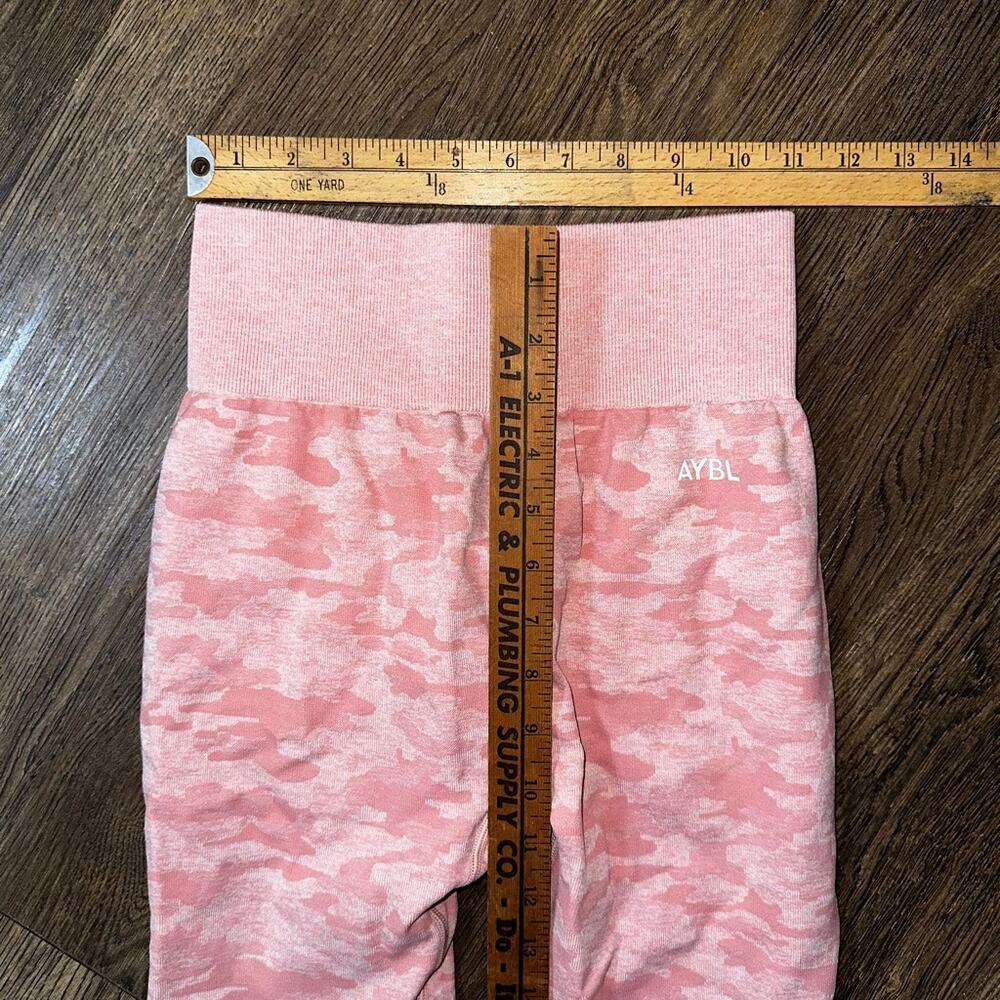 AYBL Pink Camo High Rise Evolve Seamless Workout Leggings M - Picture 2 of 7